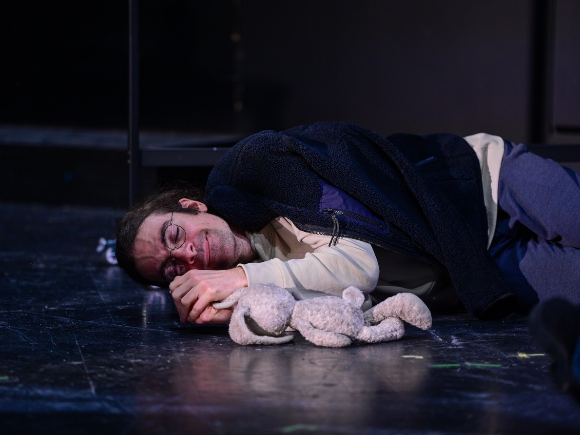 Aufführung des Theaterstückes „Simpel“